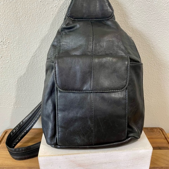 Vtg Smooth Leather Silver Accents Backpack Slingback Travel Minimalist Organizer - Picture 1 of 16